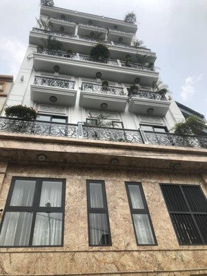 chính chủ bán tòa nhà mặt phố xã đàn, 150m2 mt7 vị trí trung tâm phố