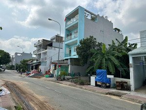 bán đất đường 249 hoàng hữu nam, p.tân phú, quận 9, đối diện công viên, gần bến xe miền đông mới