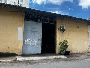 bán gấp nhà xưởng đường bình long, diện tích 16mx27m, giá 34 tỷ (tl), đường rộng 8m thông