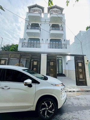 bán nhà xây mới 4 tầng cực đẹp đường 11 trường thọ thủ đức 78m2 giá 8,7 tỷ