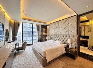 chủ gửi bán căn hộ vinhomes golden river vinhomes bason -quận 1
tầng cao view hướng về tòa nhà