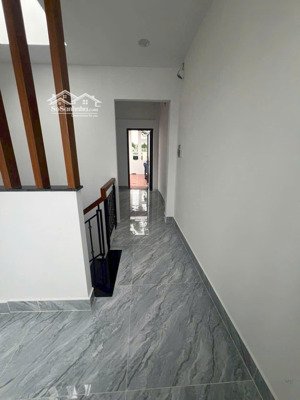 nhà mặt tiền đường 3/2 q10, 1 trệt 1 lững 4 lầu