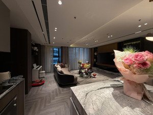 căn góc 138m2_3pn tầng trung hiếm bán tại dolphin plaza. giá chỉ 8tỷx nhận nhà.cam kết ko chào ảo