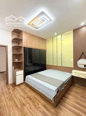 bán nhà liên mạc, thượng cát, ô tô đỗ cửa, ngõ to, 38m2x4t, nhiều ngủ, nhỉnh 5 tỷ, sát bãi ô tô