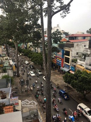 bán nhà mặt tiền kinh doanh quận 3 . diện tích 3x10m _ giá chỉ 12.5 tl