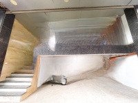 nhà riêng sát trung kính dt 80m2*7t, mt 6m, thông sàn thang máy, đh âm trần, ôtô tránh đỗ cửa. 35tr