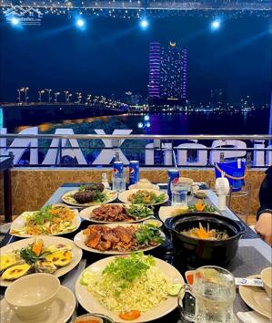 Cho thuê mặt bằng ngang 12m view biển Nha Trang vị trí đẹp giá tốt