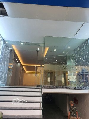 chính chủ cho thuê văn phòng 150m2, 40 triệu tại bà triệu, hai bà trưng, hà nội.