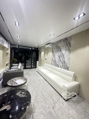 nhà mới phố ngọc lâm - 6tầng thang máy - ngõ thông nvc - nội thất xịn