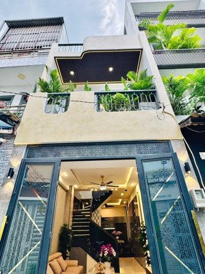 bán gấp nr đẹp tại đoàn văn bơ, p15, q4, hcm, giá 3,85 tỷ, 46m2