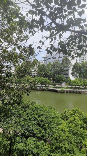 căn hộ kế vòng xoay điện biên phủ, view sông ban công lớn máy giặt riêng ở ngay