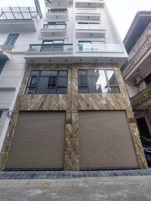 siêu phẩm - ngọc lâm - lb - gara 7 chỗ - lô góc - 7 tầng thang máy - xây mới kinh doanh ô tô thông