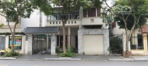 cần bán nhanh biệt thự đơn lập đô thị việt hưng, dt 234m2, mt 13m. kinh doanh, công ty, đường 15m