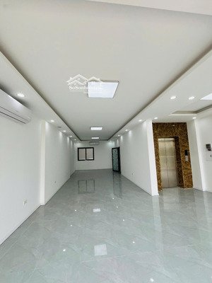cho thuê văn phòng tầng 1 hàm nghi nam từ liêm - diện tích 100m2-giá thuê 16tr/th - lh 