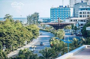 chính chủ cần tiền bán nhanh căn villa full nội thất, có sổ. gía 12.x tỷ. lh: 