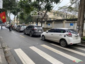 bán nhà khương trung - thanh xuân - 48m2 - mặt tiền 6m - ô tô tránh trước nhà.