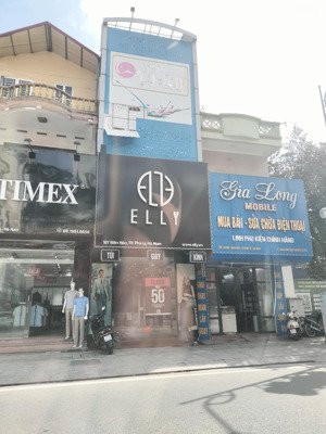 mặt đường biên hoà ,phủ lý, hà nam gần vincom , 67 m2, nhà 3 tầng cho thuê 20tr/tháng.