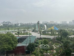 nhà ngọc thuỵ gần cầu chương dương 52m x 5 tầng nhỉnh 9 tỷ , phân lô , view công viên - sân vườn