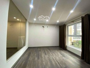 bán gấp căn hộ 3pn, 2wc tại berriver n03 long biên, 94m2 nhà đẹp như mới