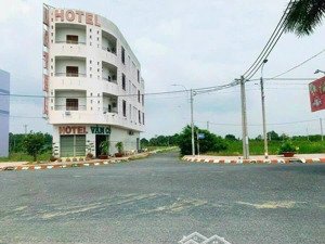 chính chủ bán lô đất trong khu dân cư phước đông cần đước .