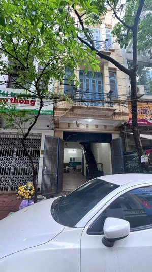 cho thuê nhà riêng liền kề 5 tầng - trung tâm cầu giấy - giá chỉ 20 triệu/tháng