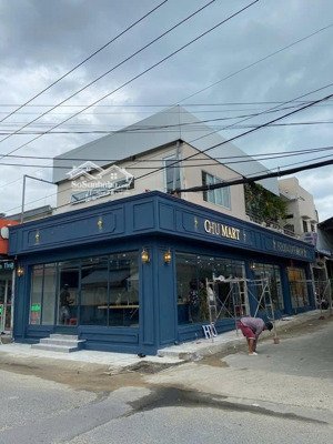 cho thuê nhà nguyên căn 1 trệt, 1 lầu góc 2 mặt tiền đừơng lê đại hành, hố nai, lh 