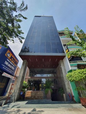văn phòng giá rẻ, đoạn đẹp phú nhuận. 110m2-37tr. lh: 