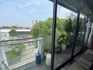mặt phố đức giang liền kề 5 tầng thang máy full nội thất kinh doanh cực đỉnh 27.5 tỷ