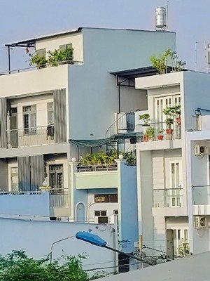 bán gấp nhà hxh lạc long quân quận 11, giá tốt chỉ 6.99ty