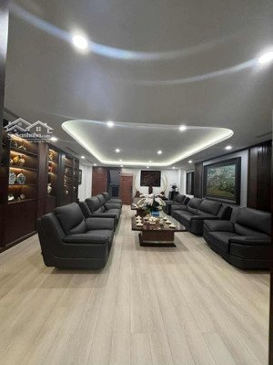 bán nhà mặt phố hoàng văn thái , 150m , 9 tầng , giá chỉ 50 tỷ , mặt tiền rộng , kinh doanh tấp nập