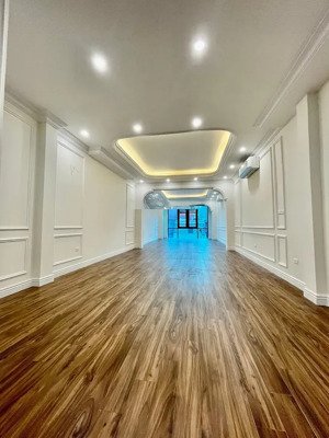 bán nhà 8 tầng x 140m2 phố nguỵ như kon tum, giá 89 tỷ