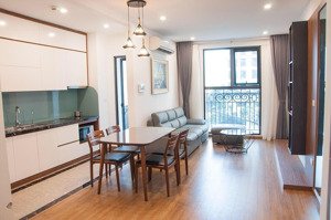 cho thuê căn hộ ở the emerald ct8 mỹ đình