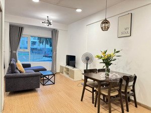 chính chủ cho thuê căn hộ 1pn+1 flora anh đào
