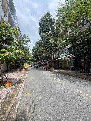 chính chủ cho thuê nhà số 18, đường số 5, (phạm hùng). đường rộng 12m, mặt tiền kinh doanh