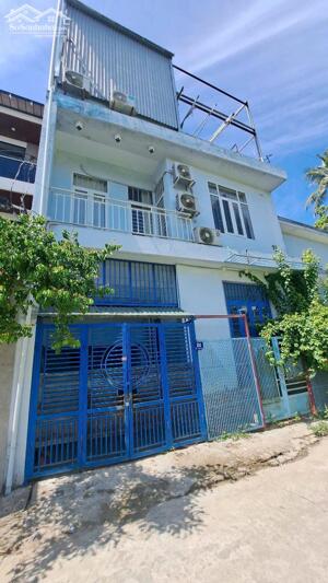Bán Homestay 3 tầng mặt tiền Xóm 7 Lại Thế, phường Phú Thượng, TP Huế, chỉ 2,65 tỷ