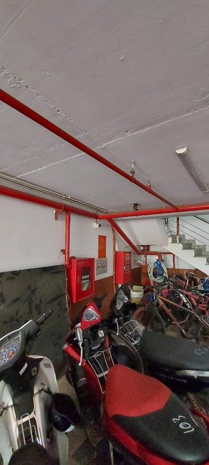 chính chủ cho thuê tòa nhà tầng 1.2.3.4. tòa nhà 7 tầng mặt đường văn tiến dũng - bắc từ liêm.