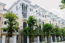 chính chủ bán căn song lập chà là view công viên giá chỉ 18,5 tỷ tại vin 2 lh: 
