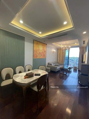 cho thuê căn hộ hc golden city 319 hồng tiến, long biên 3 phòng ngủ, full nội thất mới tinh