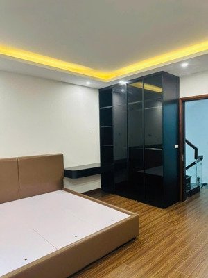 bán nhà miếu đầm, đối diện ks marriott, s=52m², mặt tiền 4m, 4 tầng, cách đường ô tô 30m
