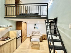 phòng duplex full nt có dv dọn phòng, có sân đậu xe hơi