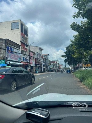 bán nhà riêng 32 tỷ, 240m2, 5pn + 4wc, tại phan bội châu, p2, bảo lộc, lâm đồng