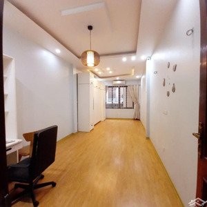 ban nhà phố khương thượng-đống đa ngay gần ngã 4 sở 39m2 5 tầng 10m ô tô tránh chỉ 6.5 tỷ