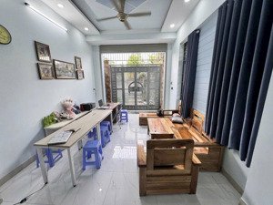 nhà 2 tầng hxh 82m2 đường 22 sát phạm văn đồng, vành đai 2, thủ đức( p.linh đông cũ)