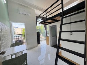 căn duplex ban công, cửa sổ trời - ngay khu etown - toà thang máy - máy giặt riêng