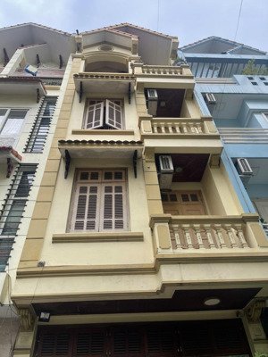 (bán nhà văn quán hà đông) 68m2, 5 tầng gara ô tô nội thất cao cấp