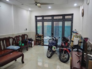 nhà đường xe hơi thông - ngay gần siêu thị lottemart- chỉ 5.2 tỷ