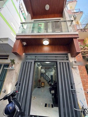 cho thuê hẻm nguyễn trãi p2 q5