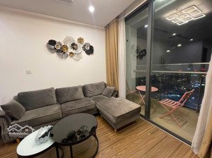 chính chủ cần cho thuê căn hộ 2n 2vs vinhomes west point giá tốt lh: 