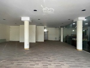 thuê mặt bằng đẹp - mặt tiền 42 hà huy giáp quận 12
