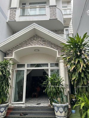chính chù bán biệt thự nguyễn bỉnh khiêm, p1, gò vấp cn=158m2. có thang máy 5 tầng. chỉ 29,5tỷ